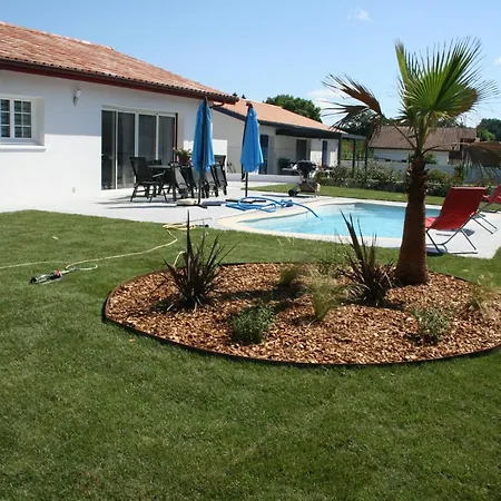 Holiday home Maison 
