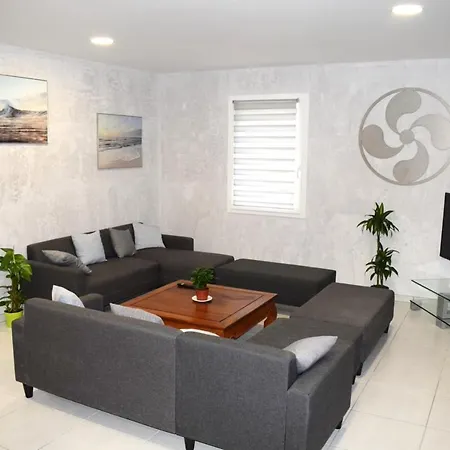 Holiday home Maison 